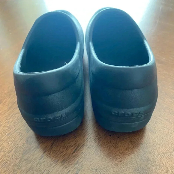 Crocs Neria Pro II Clogs Slip Resistant Work Shoes Like New Black Women's 5 NWOT - Picture 6 of 9